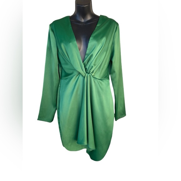 ShowPo women’s wrap around emerald green satin dress size 8 long sleeve prelove